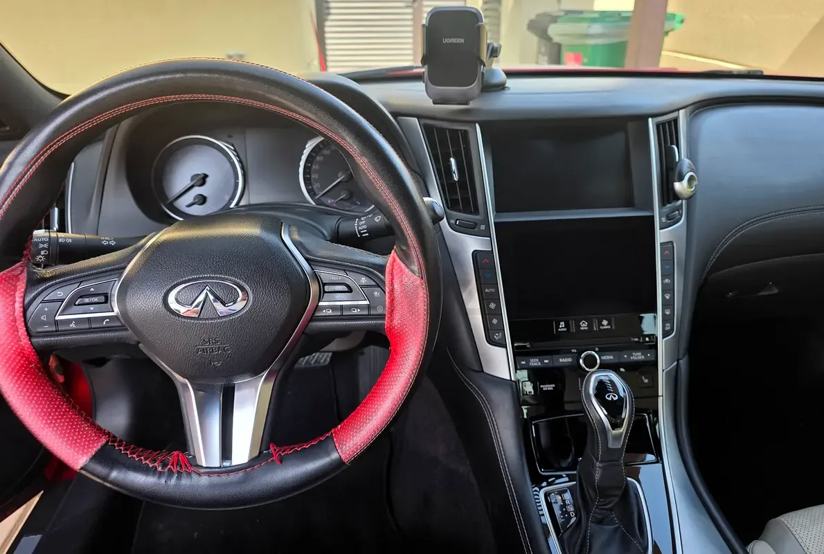 Infiniti Q60 2.0 AT (211 hp) - 7