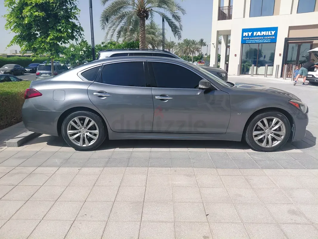 Infiniti Q70 3.7 AT RWD (330 hp) - 7