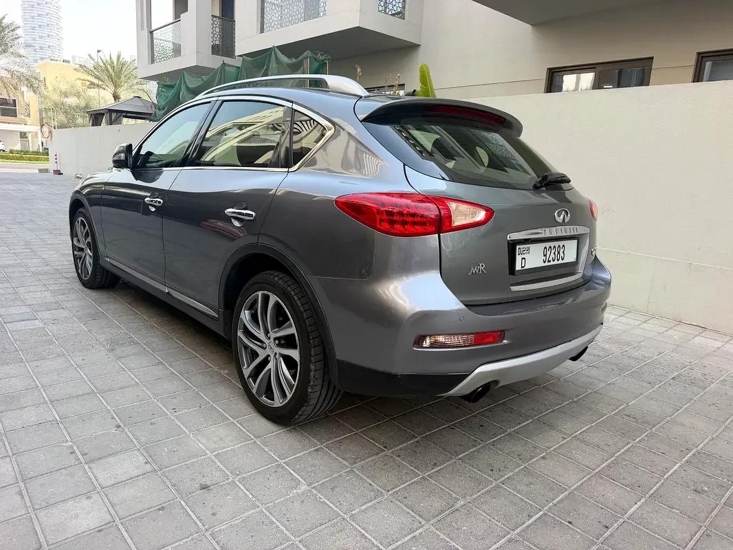 Infiniti QX50 2.0 CVT (272 حصان) - 4