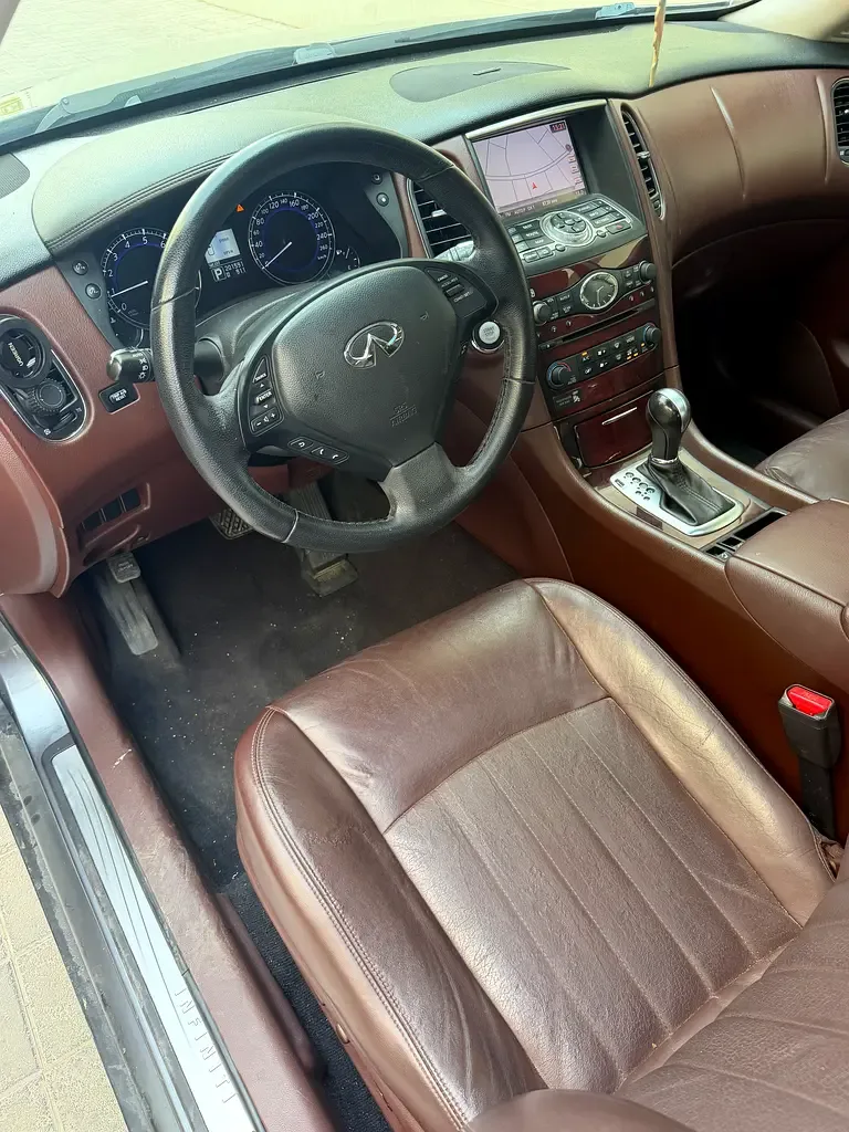 Infiniti QX50 2.0 CVT (272 حصان) - 8