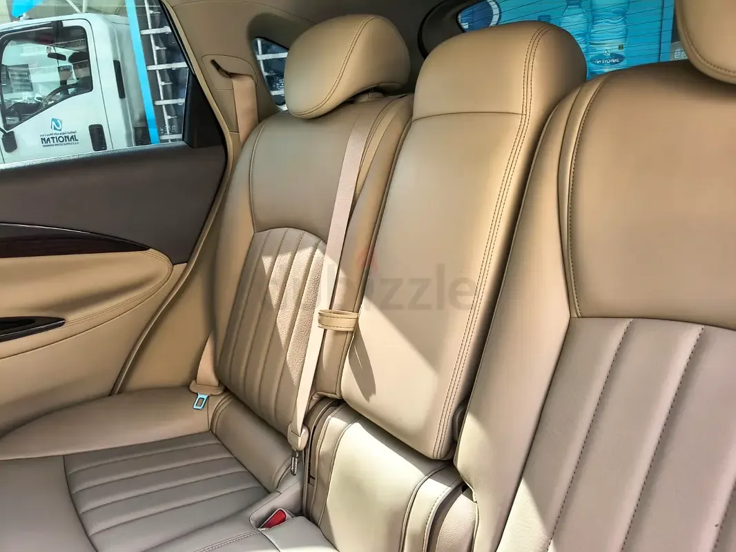 Infiniti QX50 2.5 AT AWD (222 حصان) - 7