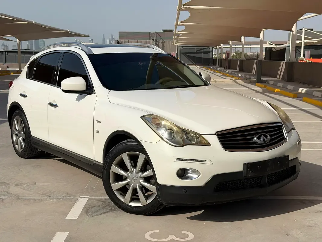 Infiniti QX50 2.5 AT AWD (222 حصان) - 3