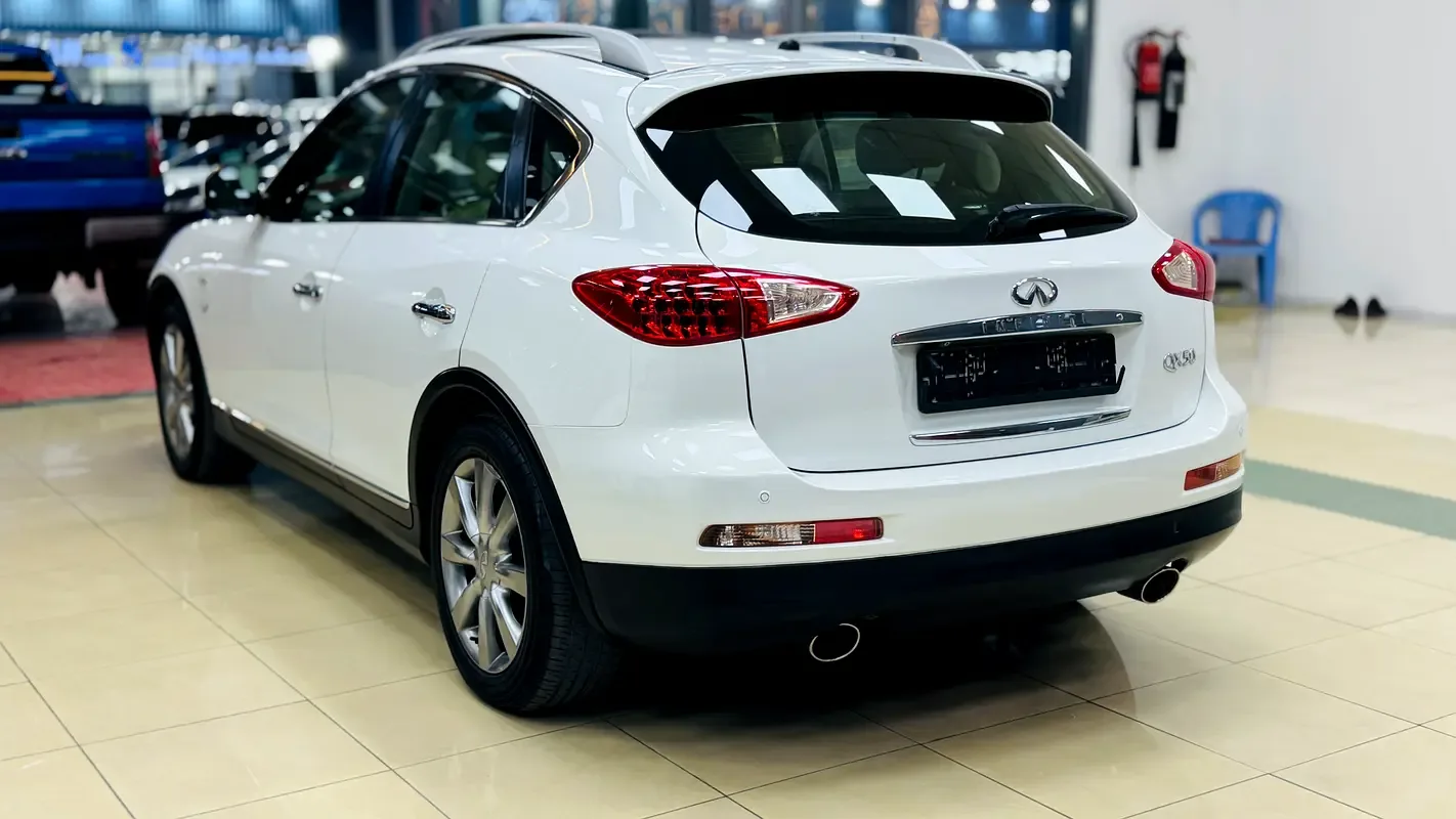 Infiniti QX50 3.7 AT AWD (330 hp) - 6