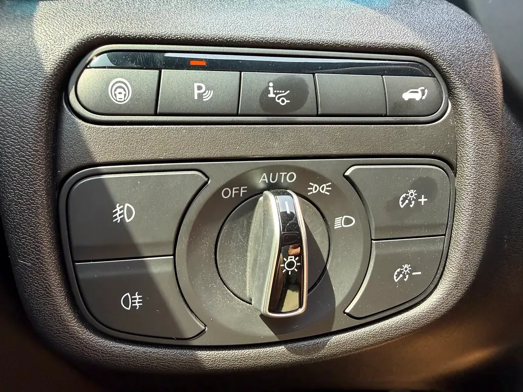 Infiniti QX55 2.0 CVT 4WD (249 حصان) - 10