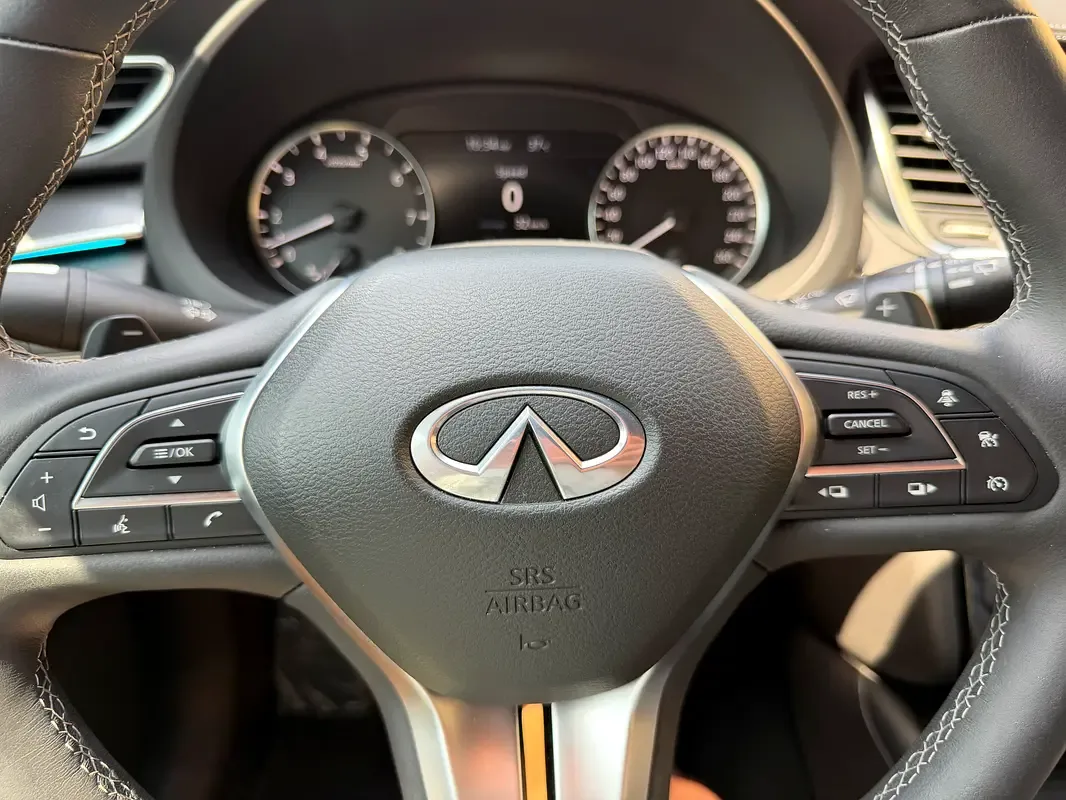 Infiniti QX55 2.0 CVT 4WD (249 حصان) - 11