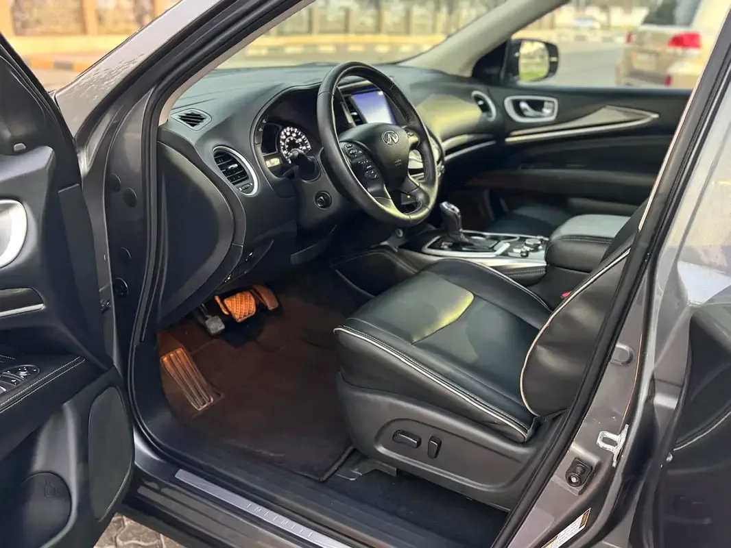 Infiniti QX60 3.5 CVT (265 حصان) - 8