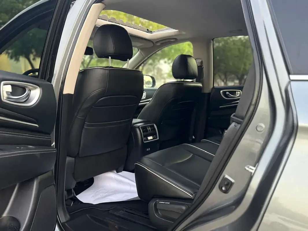 Infiniti QX60 3.5 CVT (265 حصان) - 10