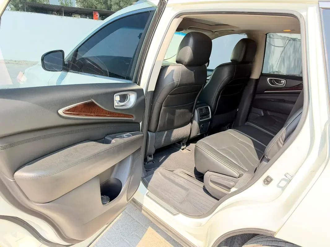 Infiniti QX60 3.5 Xtronic AWD (262 حصان) - 18