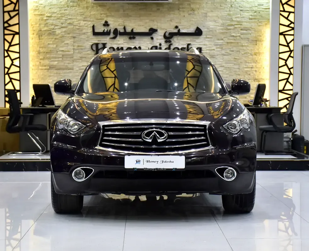 Infiniti QX70 3.0 AT AWD (238 hp)
