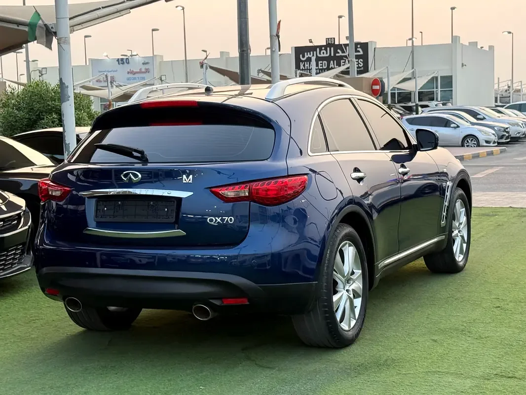Infiniti QX70 3.0 AT AWD (238 حصان) - 7
