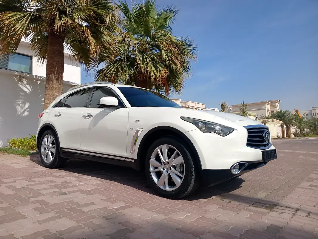 Infiniti QX70 3.7 AT AWD (333 hp) - 4