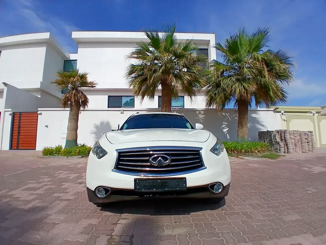 Infiniti QX70 3.7 AT AWD (333 hp) - 12
