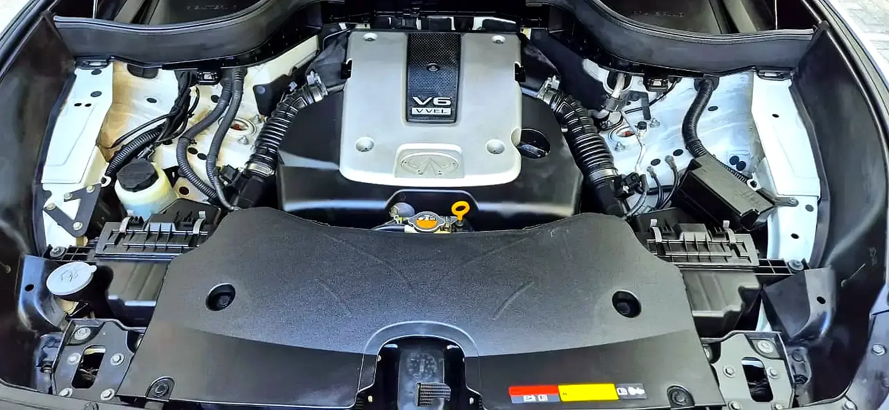 Infiniti QX70 3.7 AT AWD (333 حصان) - 10