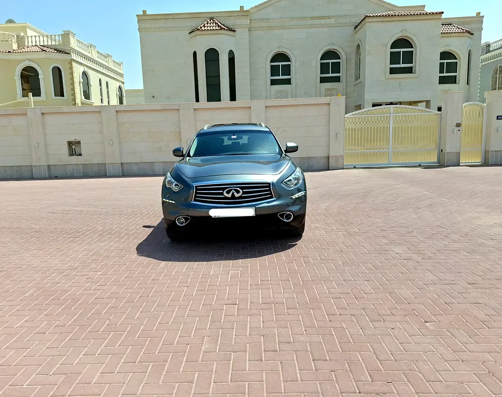Infiniti QX70 3.7 AT AWD (333 hp) - 2