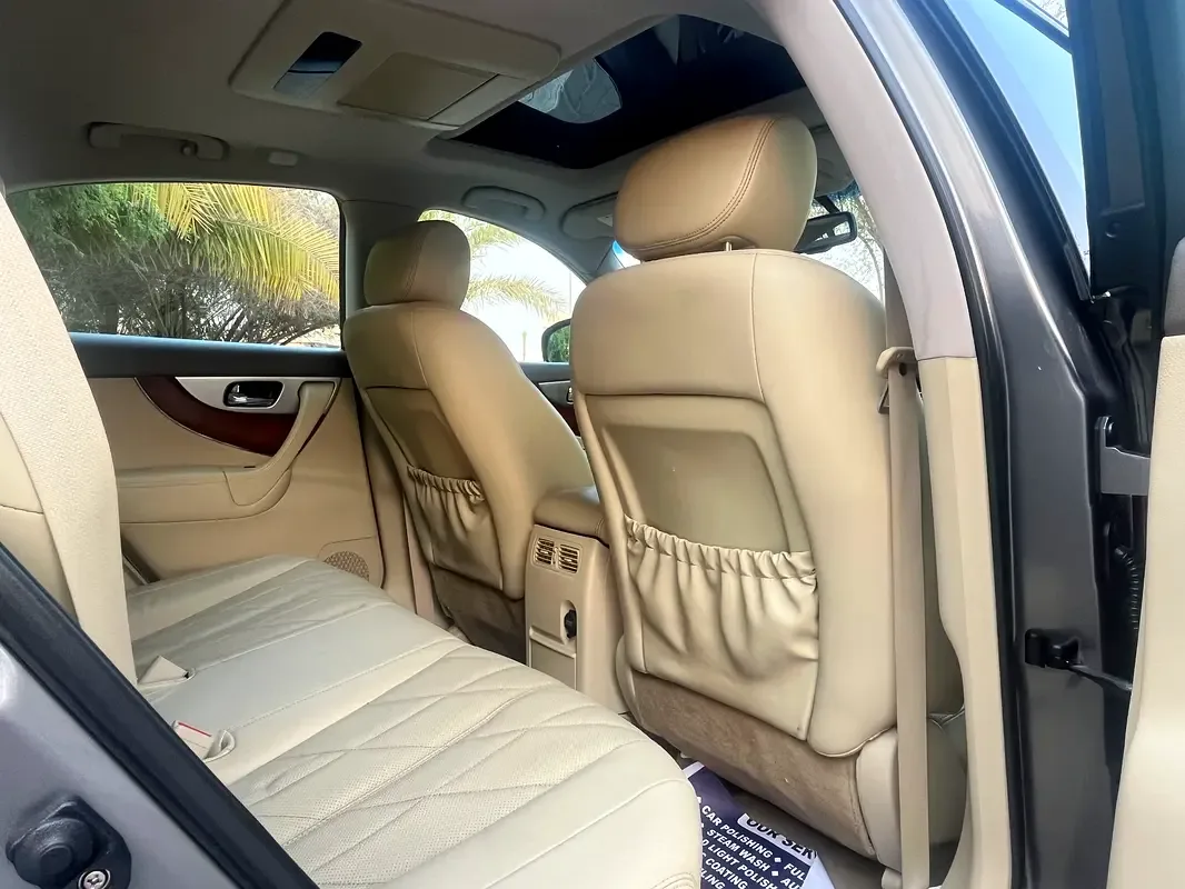Infiniti QX70 3.7 AT AWD (333 حصان) - 13