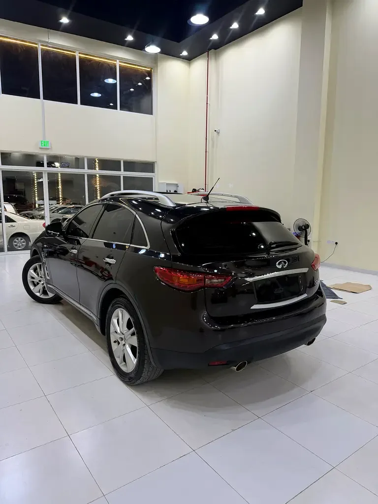 Infiniti QX70 3.7 AT AWD (333 hp) - 3