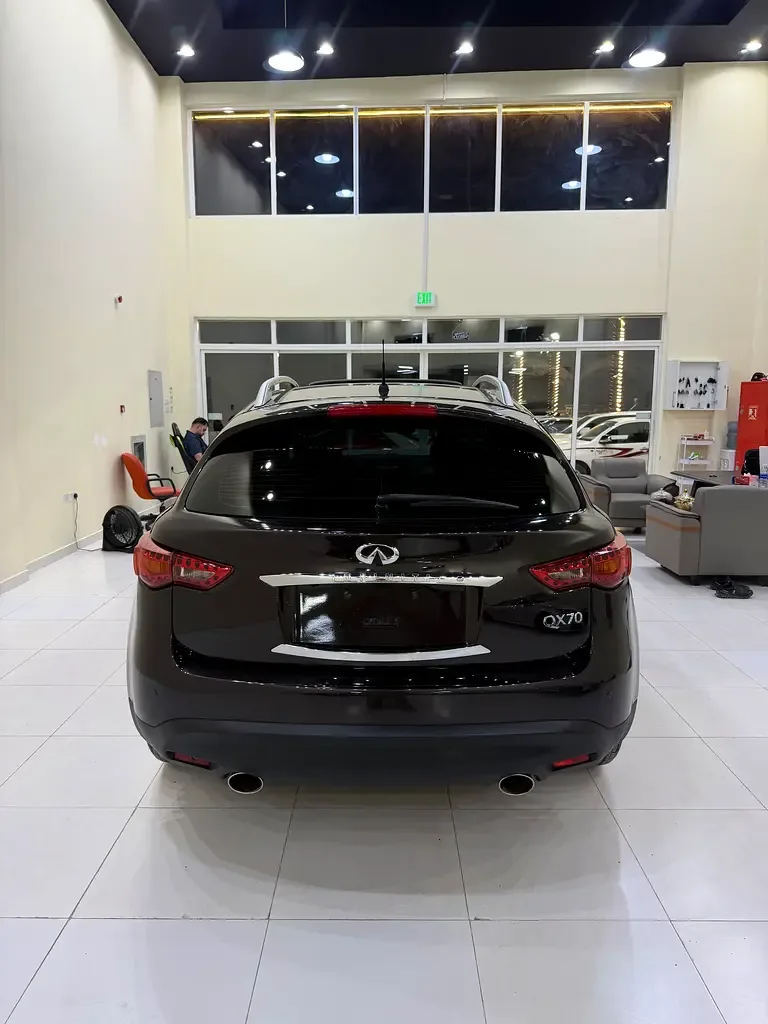 Infiniti QX70 3.7 AT AWD (333 hp) - 5