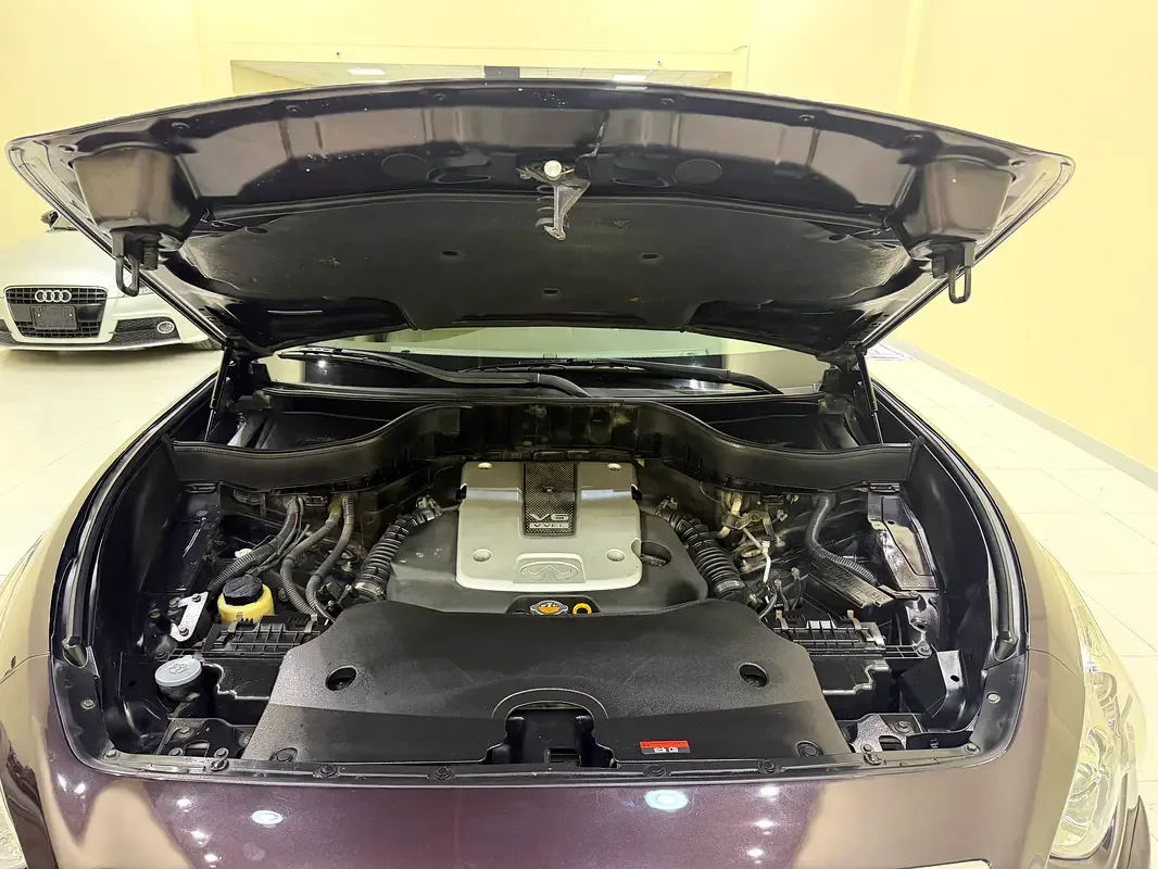 Infiniti QX70 3.7 AT AWD (333 hp) - 17