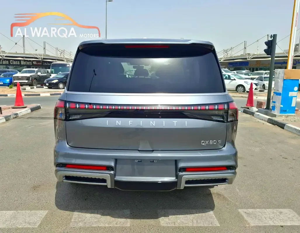 Infiniti QX80 3.5 AT RWD (450 حصان) - 3