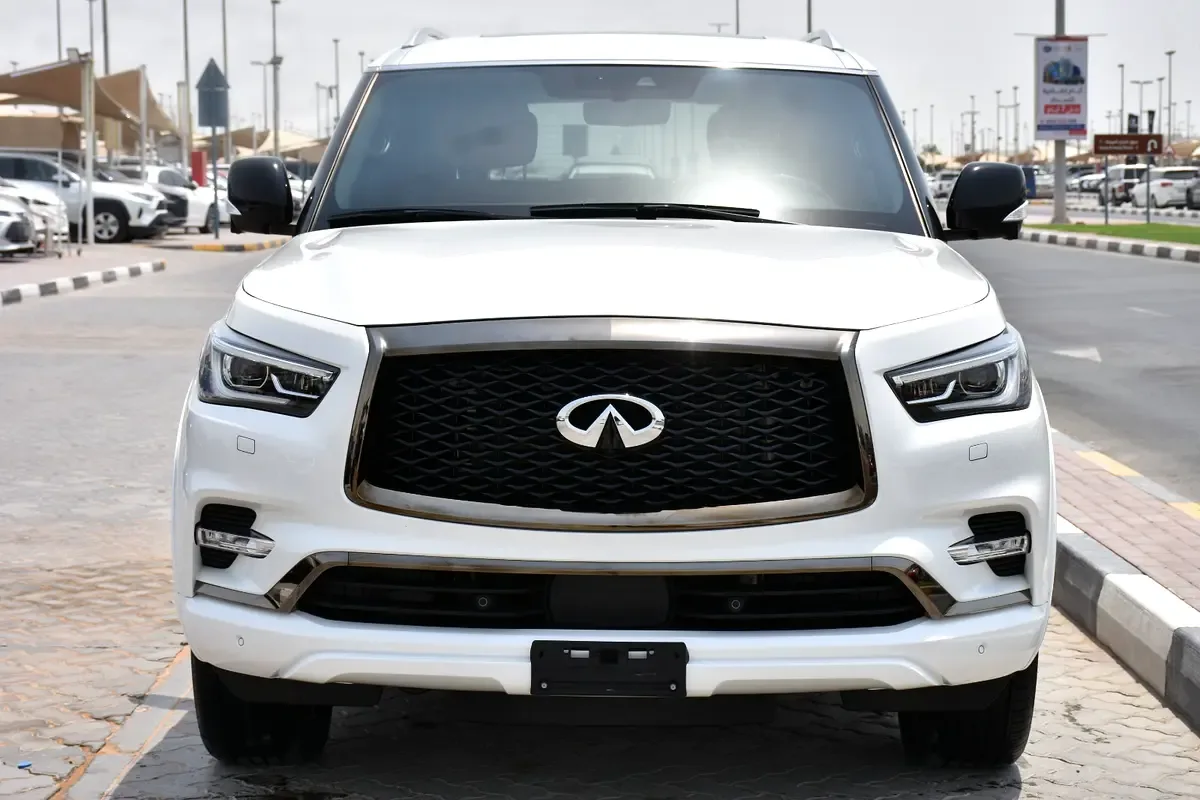 Infiniti QX80 5.6 AT 4WD (405 حصان) - 2