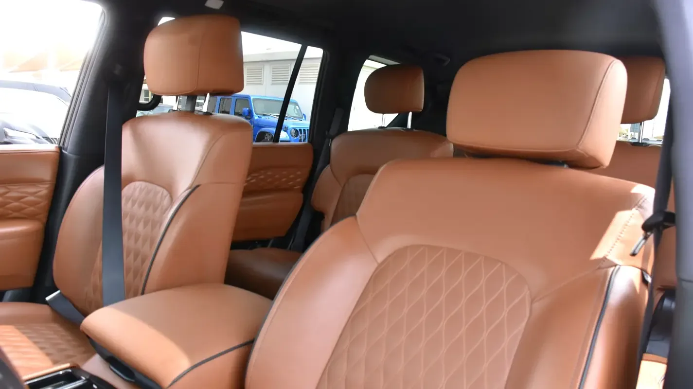 Infiniti QX80 5.6 AT 4WD (405 حصان) - 12