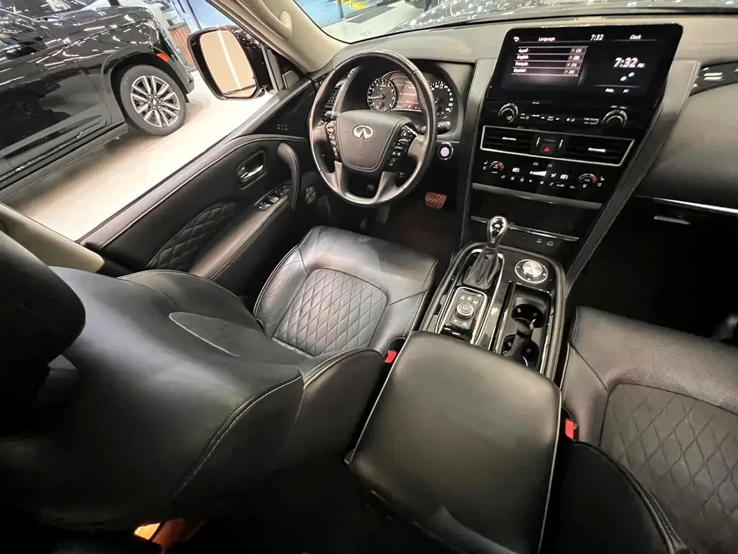 Infiniti QX80 5.6 AT 4WD (405 hp) - 12