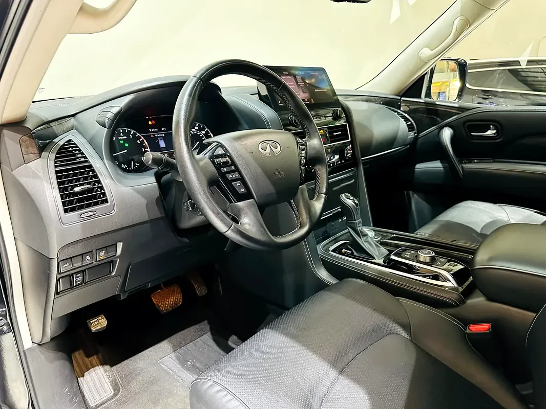 Infiniti QX80 5.6 AT 4WD (405 hp) - 9