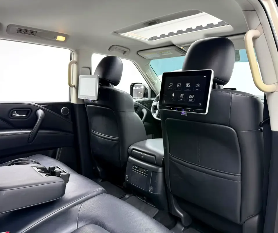 Infiniti QX80 5.6 AT 4WD (405 حصان) - 17