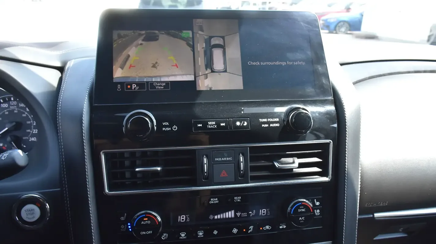 Infiniti QX80 5.6 AT 4WD (405 حصان) - 10