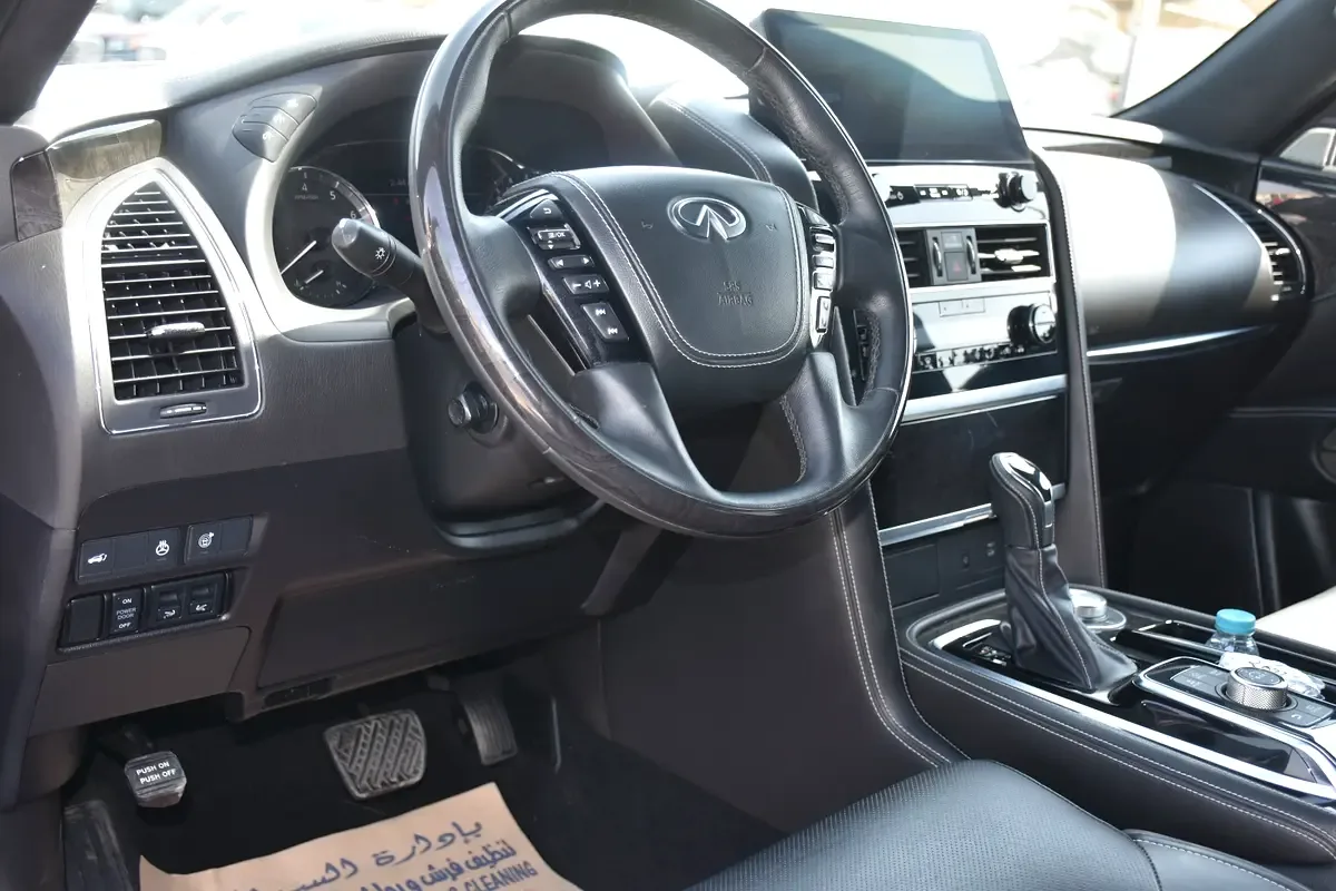 Infiniti QX80 5.6 AT 4WD (405 حصان) - 11