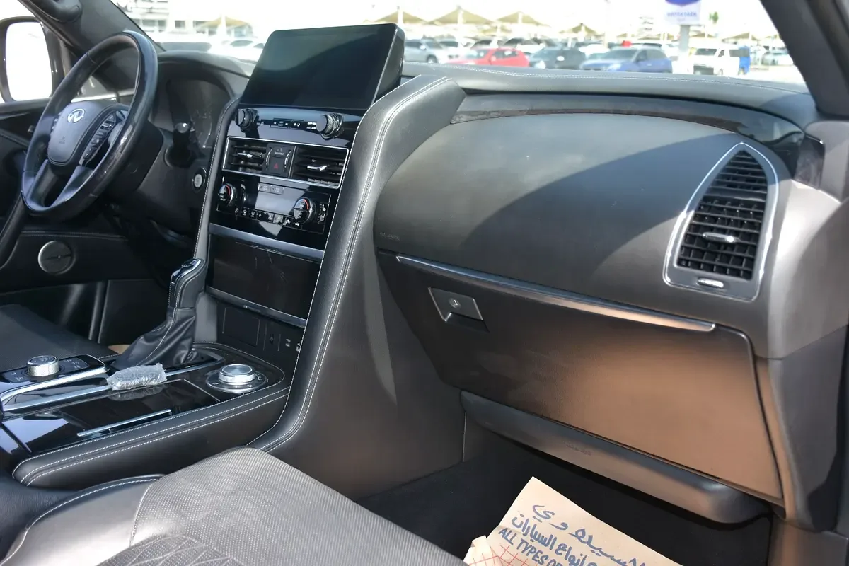 Infiniti QX80 5.6 AT 4WD (405 حصان) - 13