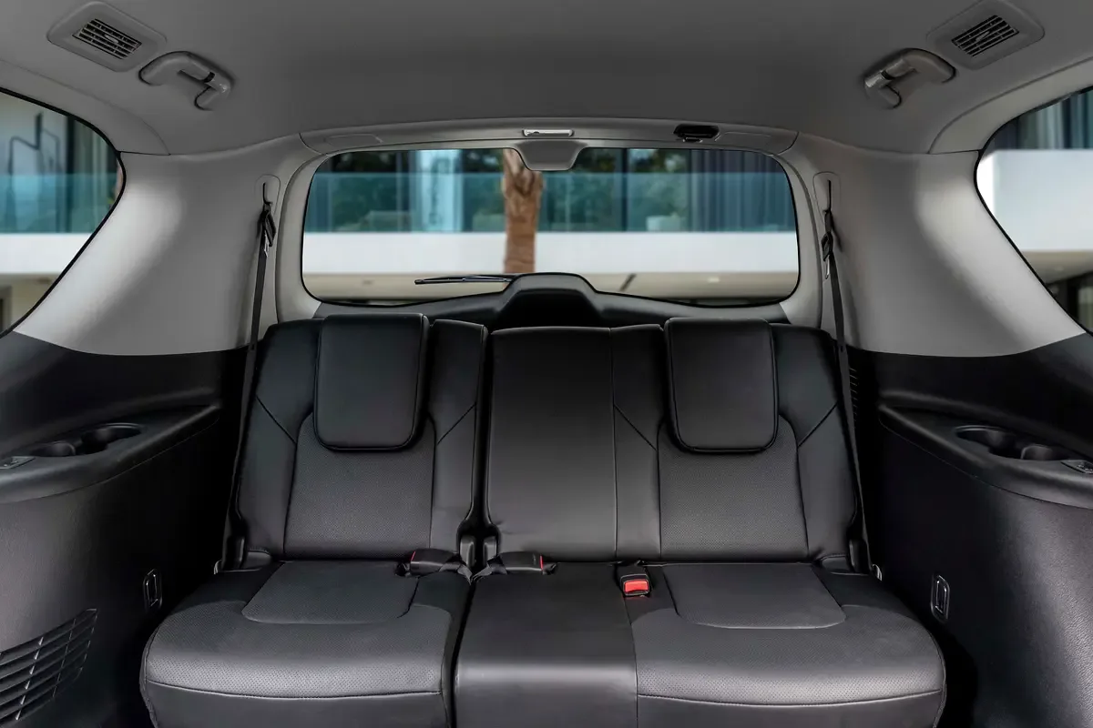 Infiniti QX80 5.6 AT 4WD (405 حصان) - 13