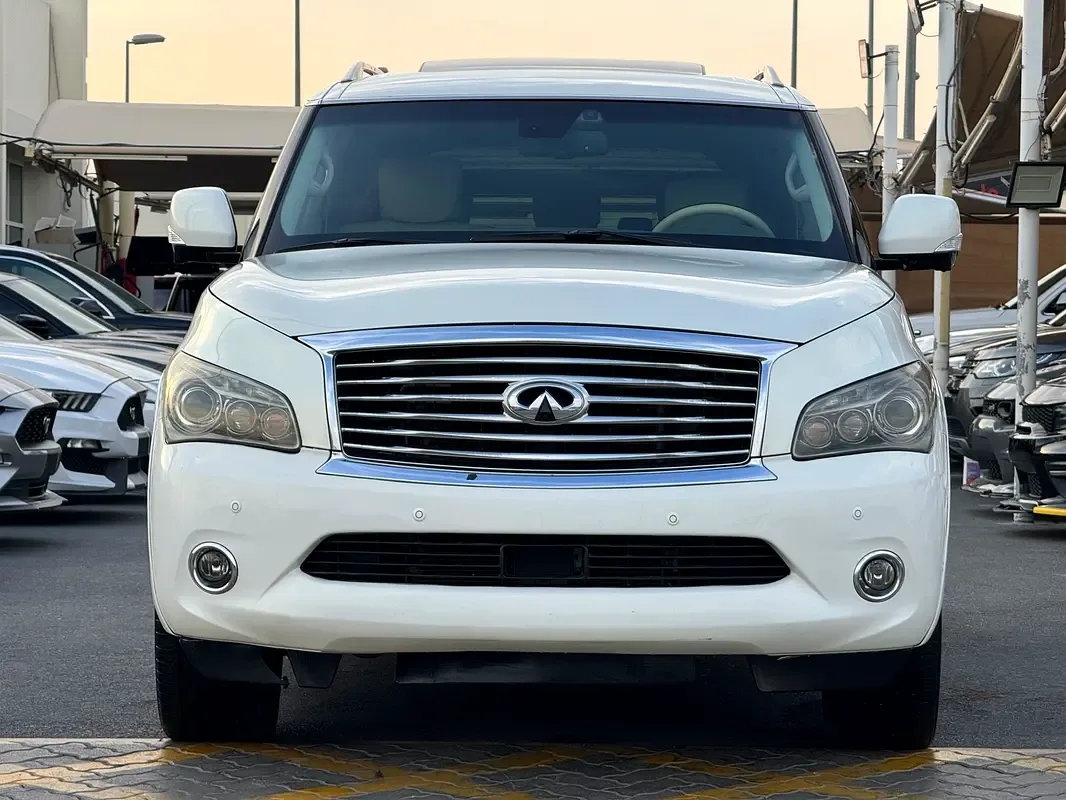 Infiniti QX80 5.6 AT AWD (405 hp)