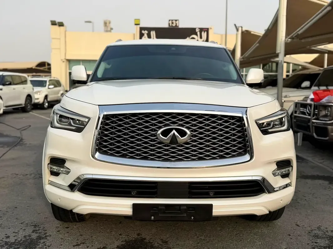 Infiniti QX80 5.6 AT AWD (405 hp)