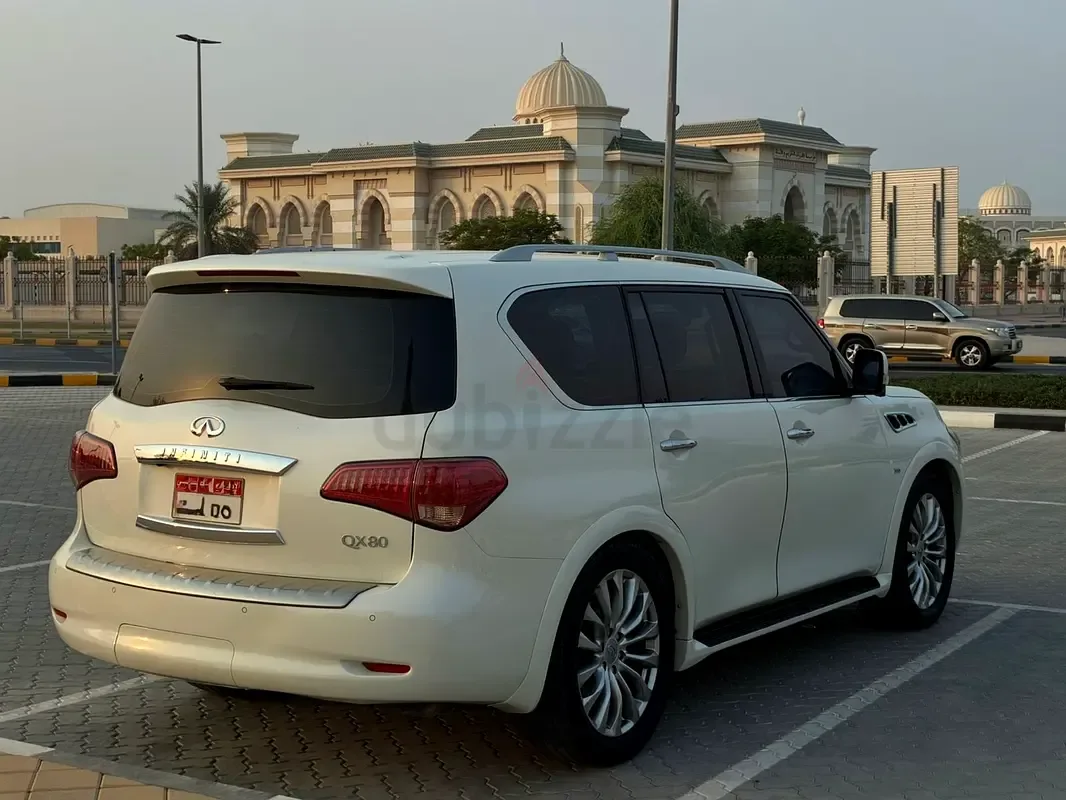 Infiniti QX80 5.6 AT AWD (405 حصان) - 7