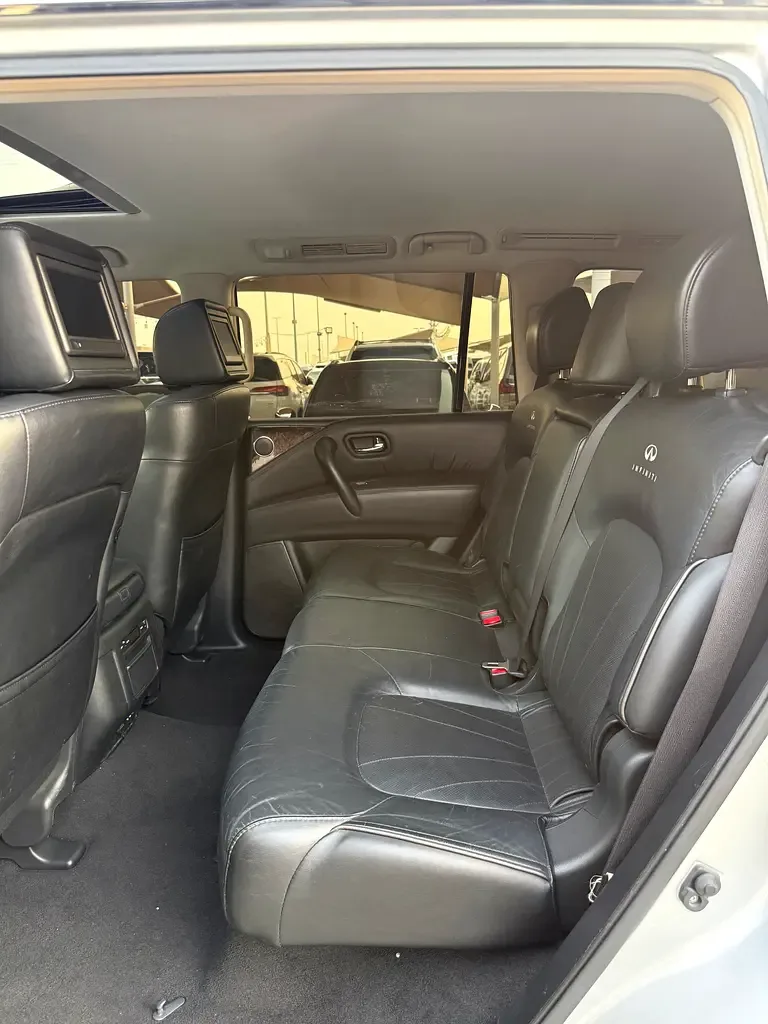 Infiniti QX80 5.6 AT AWD (405 حصان) - 8