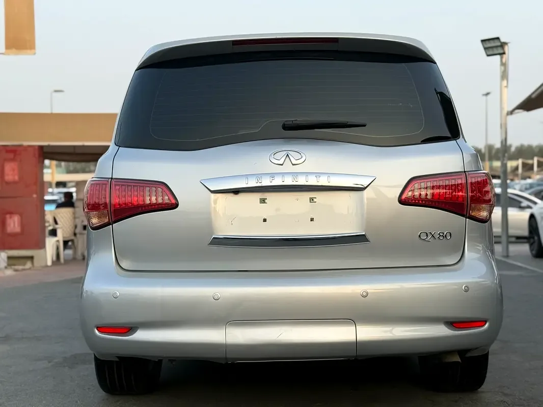 Infiniti QX80 5.6 AT AWD (405 حصان) - 13