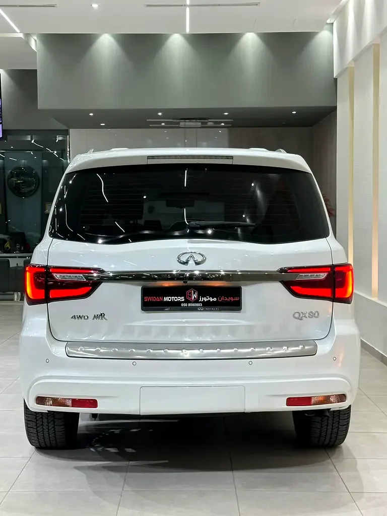Infiniti QX80 5.6 AT AWD (405 hp) - 5