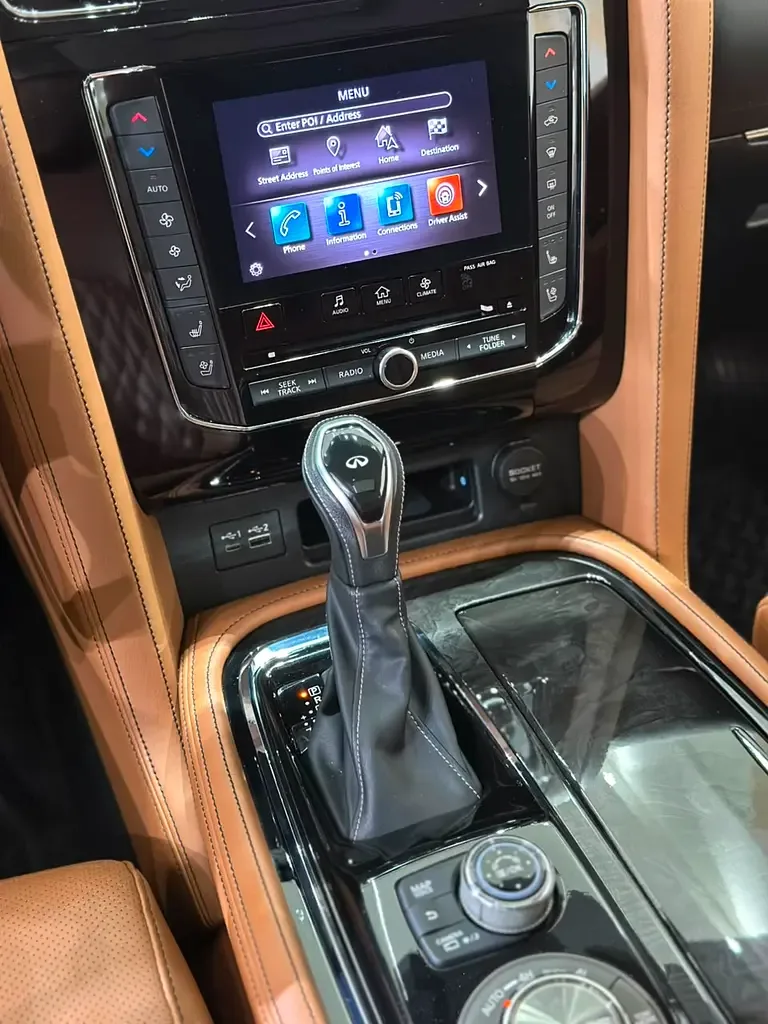 Infiniti QX80 5.6 AT AWD (405 hp) - 14