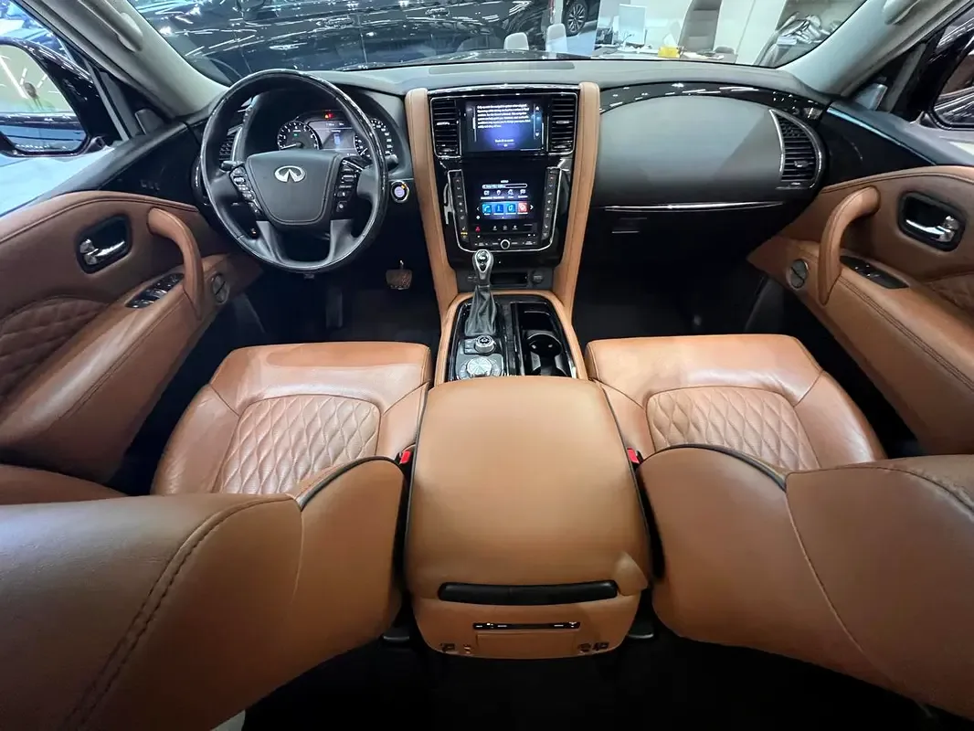 Infiniti QX80 5.6 AT AWD (405 حصان) - 9