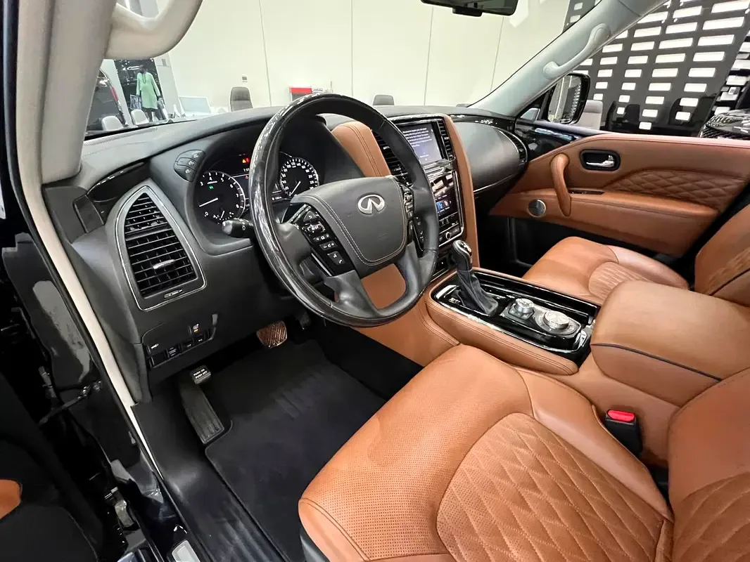 Infiniti QX80 5.6 AT AWD (405 حصان) - 12
