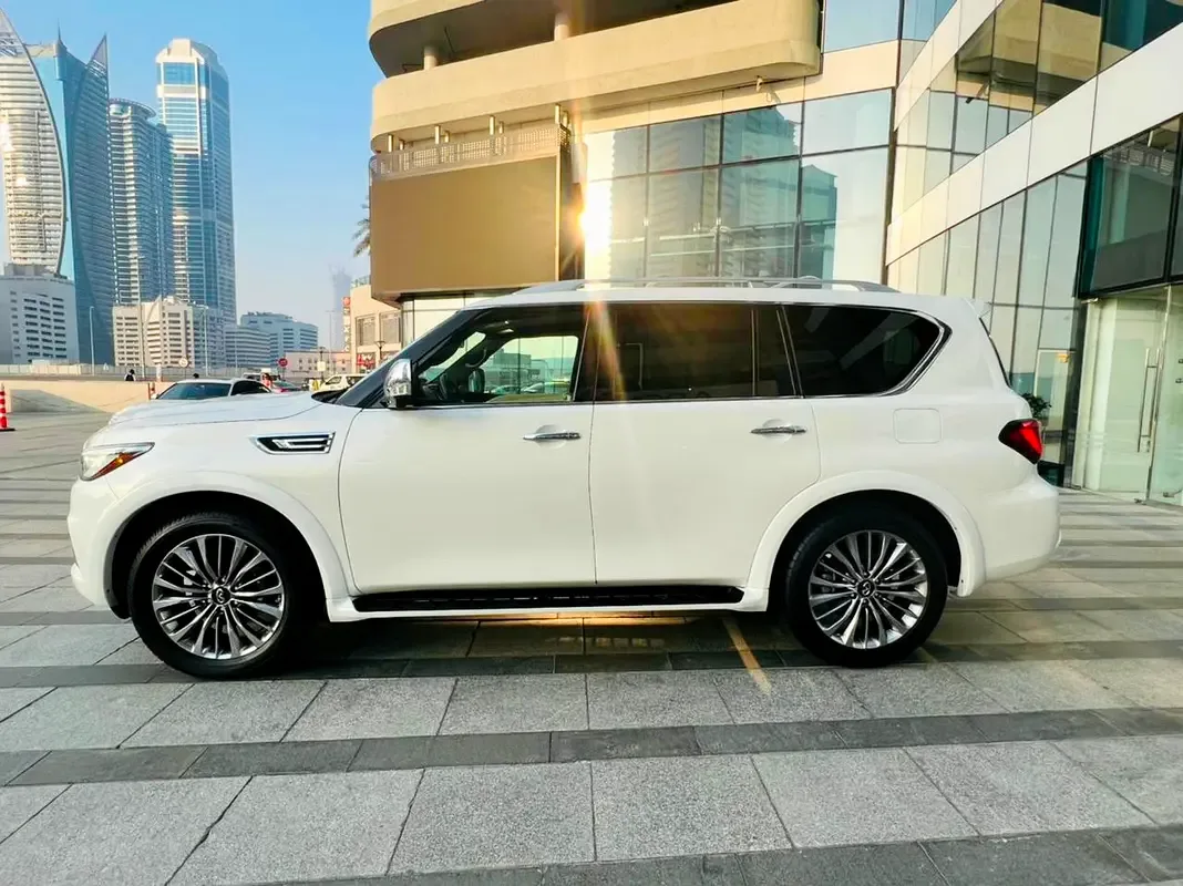 Infiniti QX80 5.6 AT AWD (405 hp) - 4