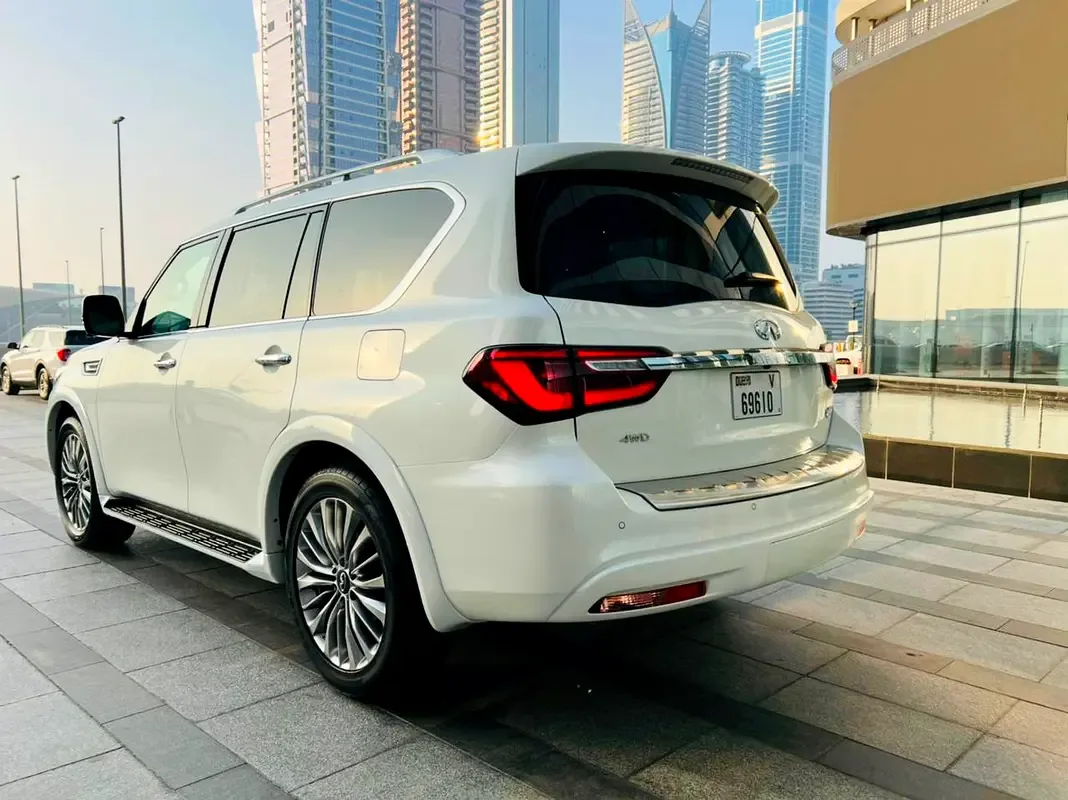 Infiniti QX80 5.6 AT AWD (405 hp) - 5