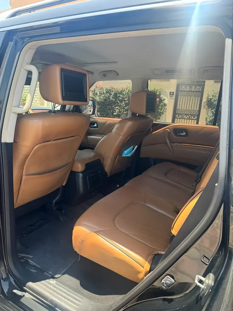 Infiniti QX80 5.6 AT AWD (405 حصان) - 13