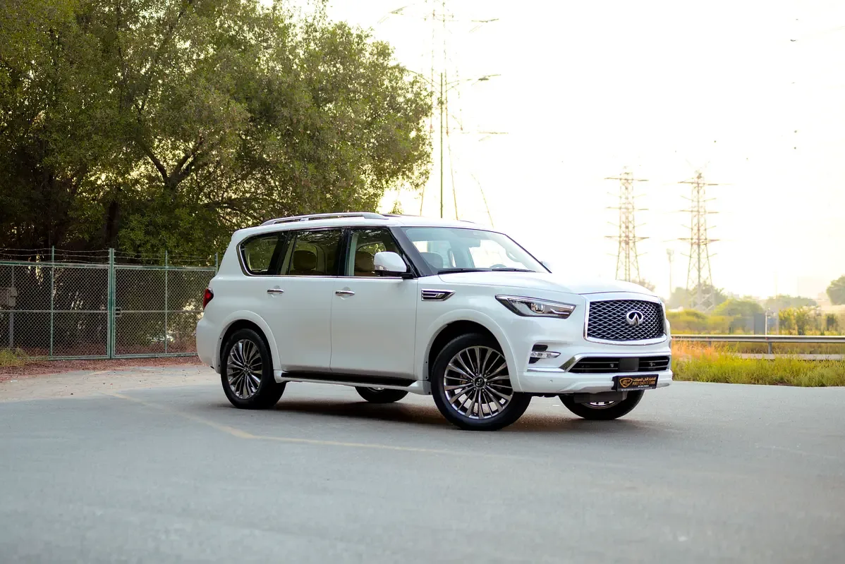 Infiniti QX80 5.6 AT AWD (405 حصان) - 2