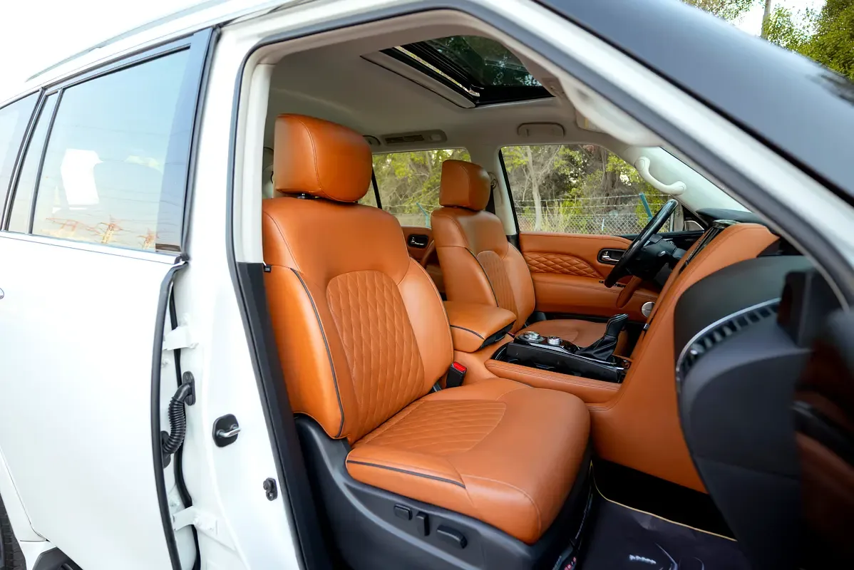 Infiniti QX80 5.6 AT AWD (405 حصان) - 10