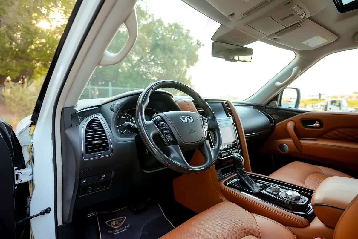 Infiniti QX80 5.6 AT AWD (405 حصان) - 14