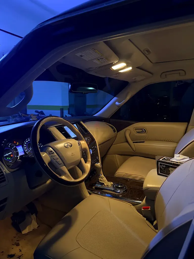 Infiniti QX80 5.6 AT AWD (405 حصان) - 6