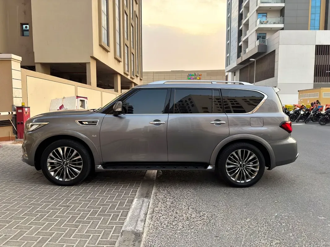 Infiniti QX80 5.6 AT AWD (405 حصان) - 4
