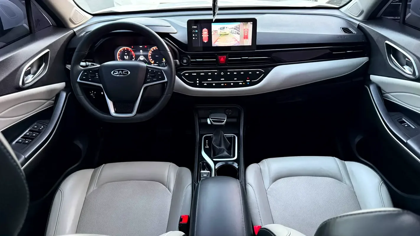 JAC JS4 1.5 CVT (136 hp) - 14